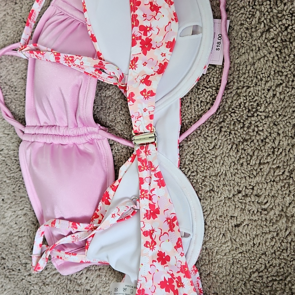 Bikini Tops - Picture 3 of 4